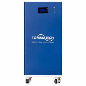 TommaTech 51.2V 280Ah Lityum Batarya, güneş enerjisi sisteminizde ürettiğiniz elektriği gece ve elektrik kesintilerinde kullanabilmeniz için yüksek yoğunluklu enerji depolama imkanı sunar. Geleneksel jel veya kurşun-asit akülere kıyasla %95'e varan Deşarj Derinliği (DoD) ile nominal kapasitesinin neredeyse tamamını kayıpsız kullanmanızı sağlar.